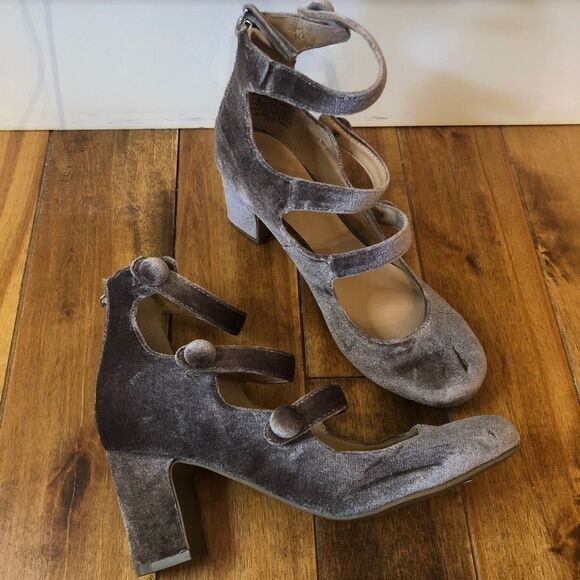 Indigo Rd velour Shoes heels 6.5 BNWT - Picture 1 of 8